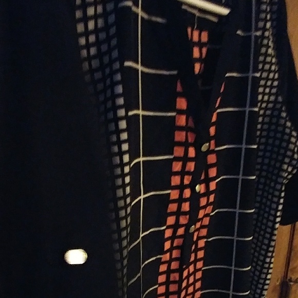 tunic - Picture 3 of 5